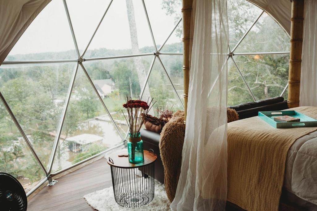 Hotel Waterfront Luxury Glamping Dome à Rogersville Extérieur photo
