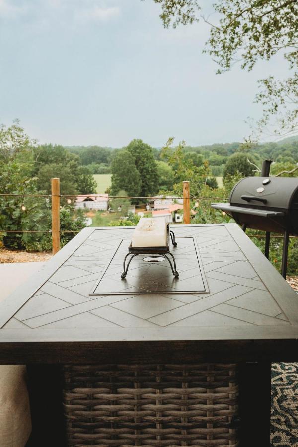 Hotel Waterfront Luxury Glamping Dome à Rogersville Extérieur photo