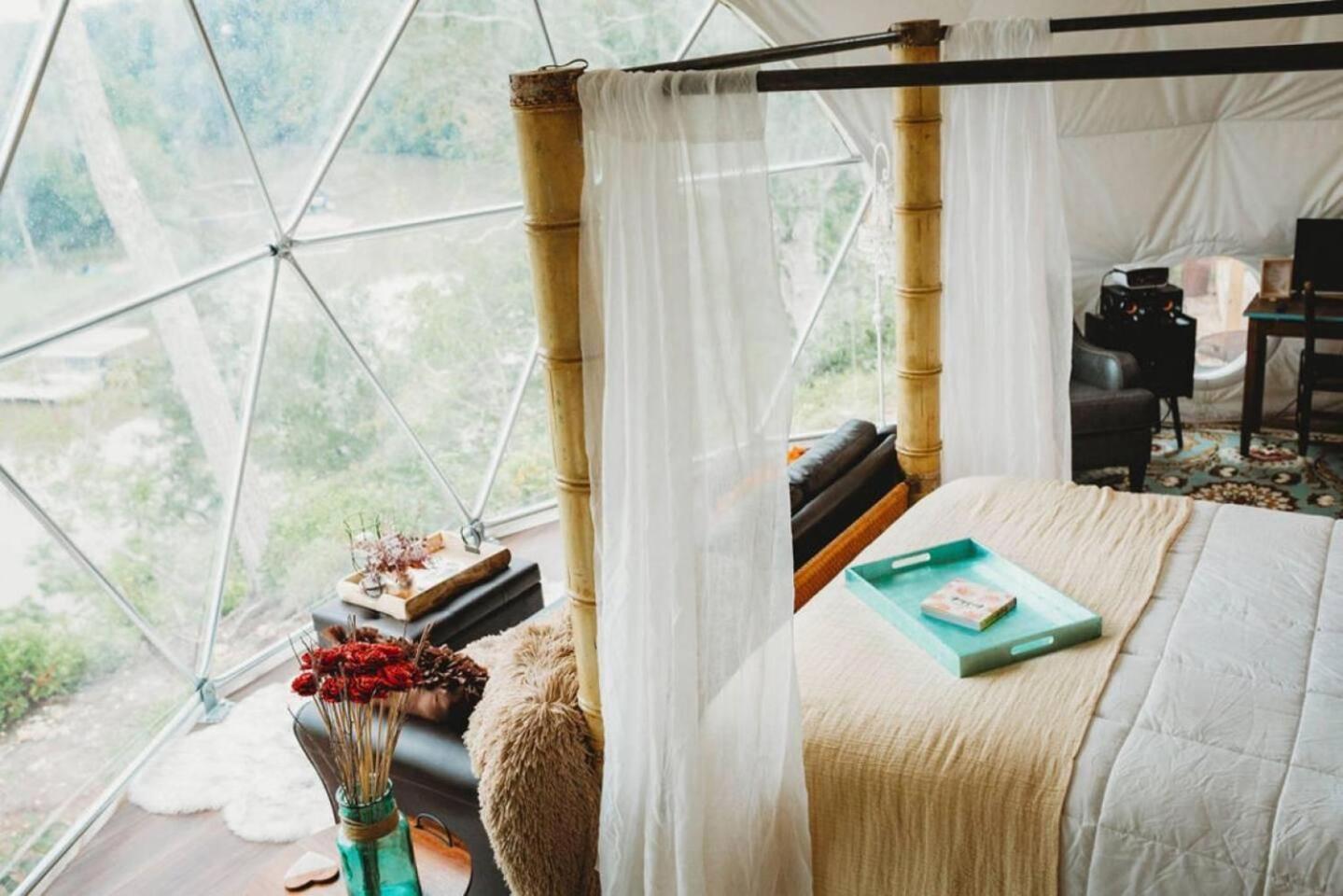 Hotel Waterfront Luxury Glamping Dome à Rogersville Extérieur photo